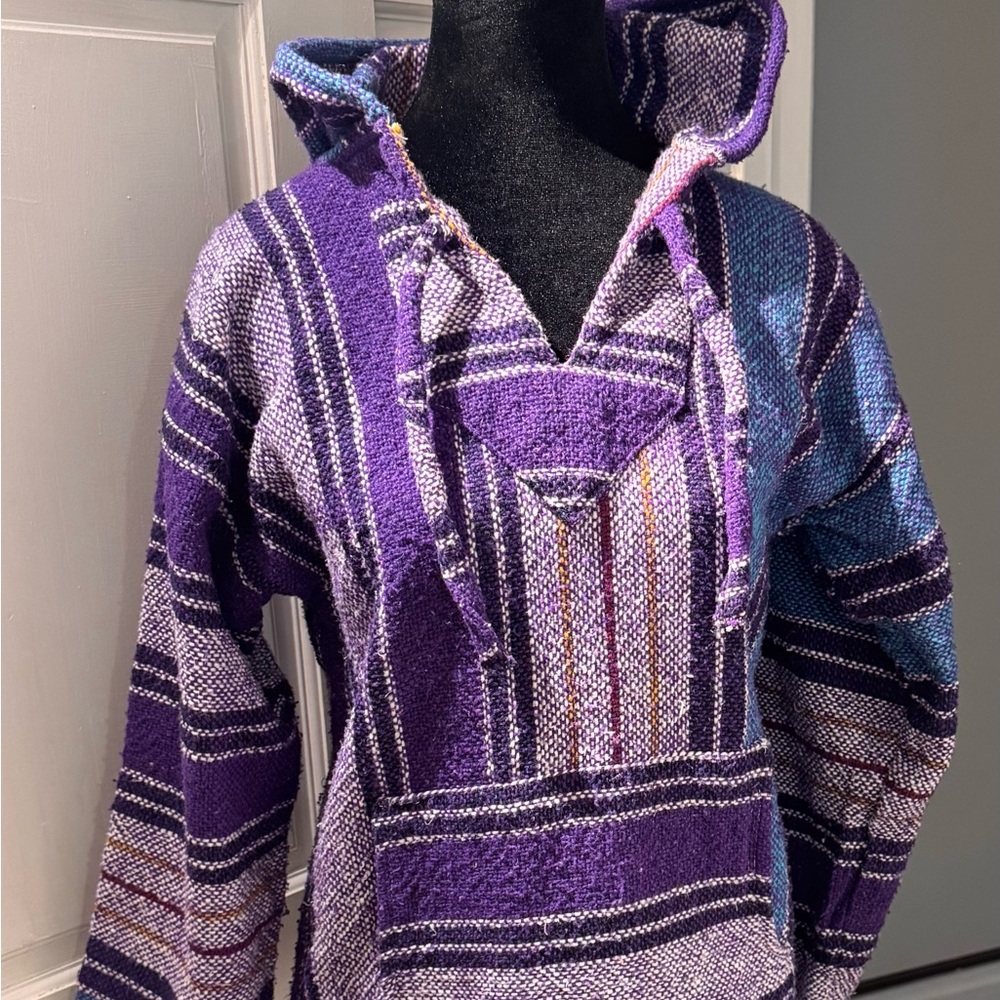 Industrias de Cuauhtenco Drug Rug Pullover
